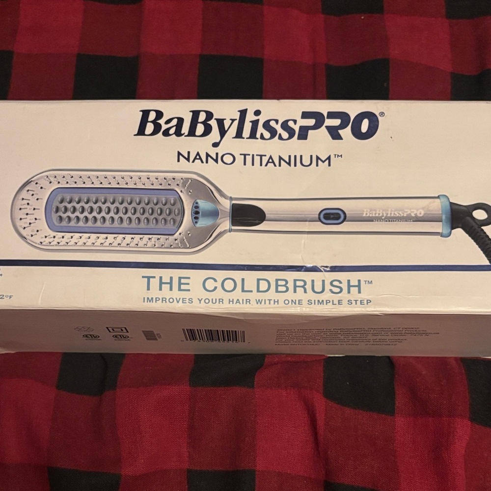 BaBylissPRO Nano Titanium The ColdBrush - Silver and Light Blue